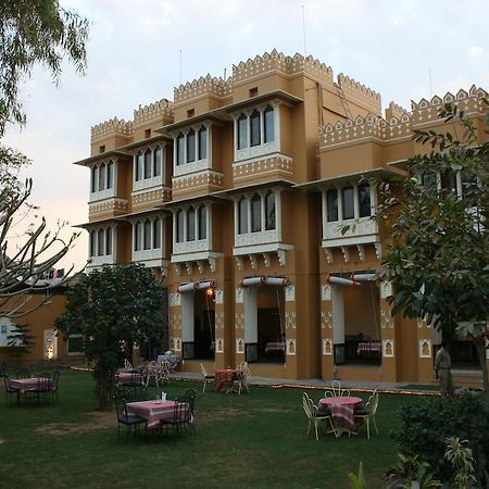 Hotel Pratap Palace Chittorgarh Exterior photo